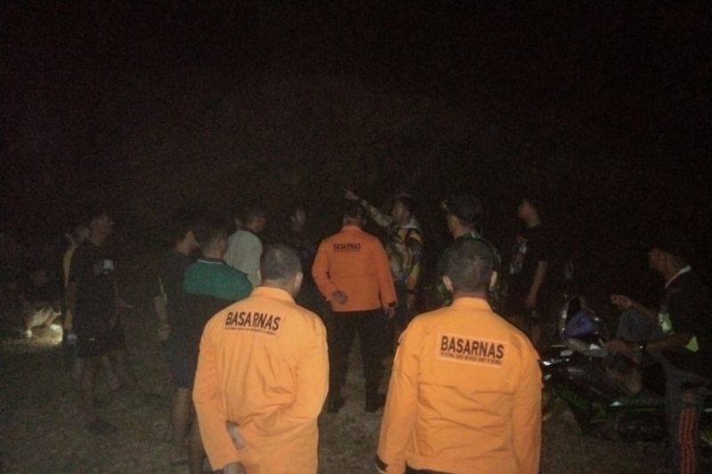 Suami di Konsel Panik, Mengira Istri Hilang dalam Kebun, Ternyata Datangi Rumah Keluarga