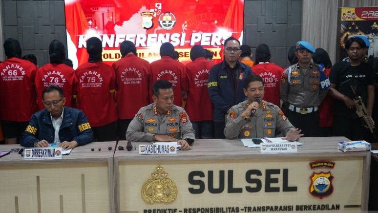 Tersangka Pembakaran Gedung DPRD Kota Makassar Bertambah Jadi 29 Orang