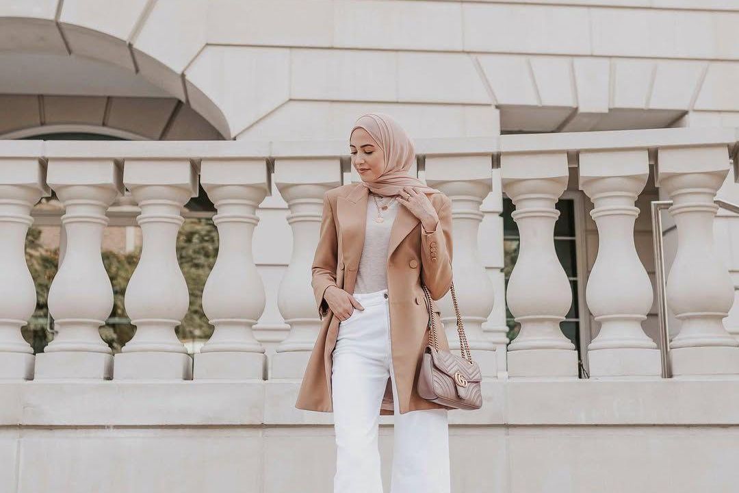 Ilustrasi blazer (instagram/withloveleena)