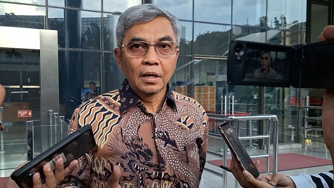 KPK Sita Sejumlah Dokumen dari Rumah Ridwan Kamil