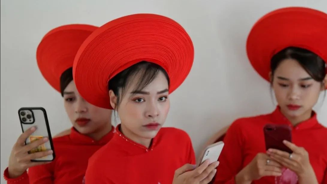 Serikat Buruh di Vietnam Minta Kenaikan Tunjangan Persalinan
