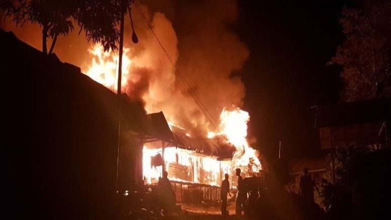 Tiga Rumah di Jaksel Terbakar Akibat Korsleting Kipas Angin, 1 Orang Tewas dan 1 Warga Alami Patah Kaki