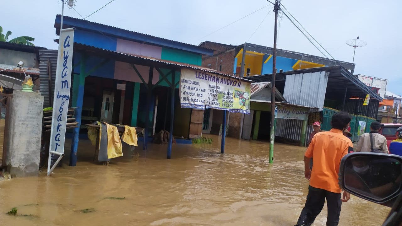 Banjir di Bima, 2 Orang Meninggal, Ribuan Orang Mengungsi