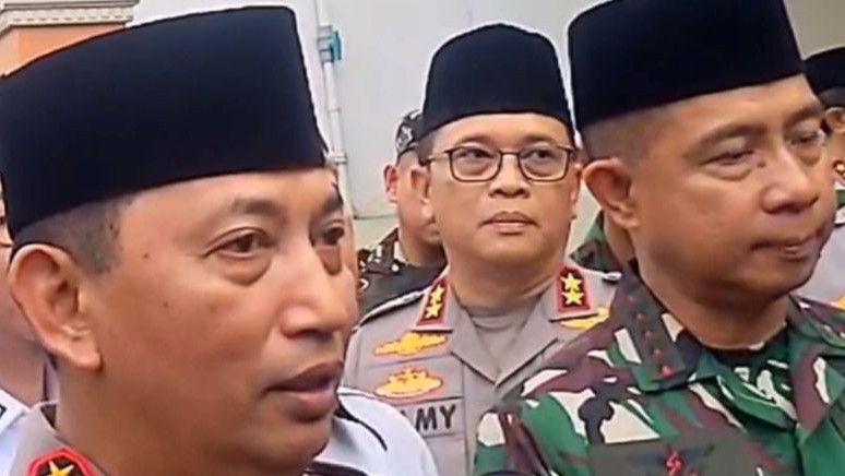 Kapolri dan Panglima Kunjungi Rumah Briptu Anumerta Ghalib yang Tewas Ditembak Anggota TNI