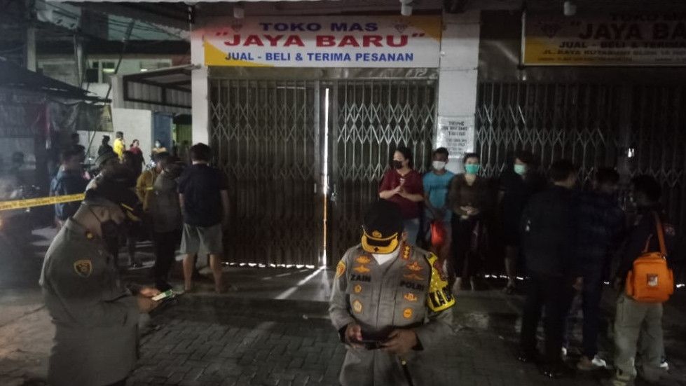 Aksi Sadis Perampokan Bersenjata di Toko Emas Pasar Kemis Tangerang, Pelaku Tembak Security