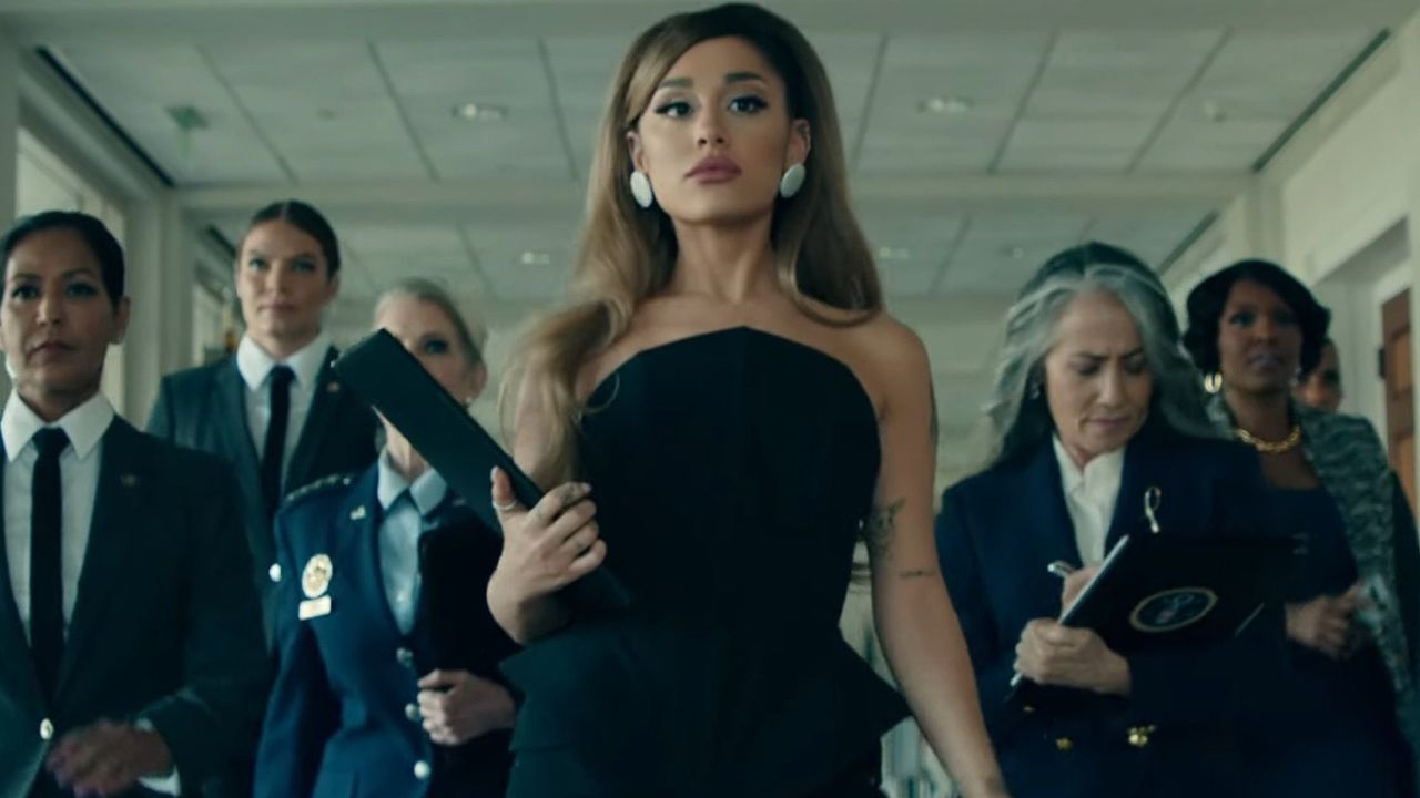 Cantik dan Tegas, Ariana Grande Jadi Presiden di Video Klip Positions