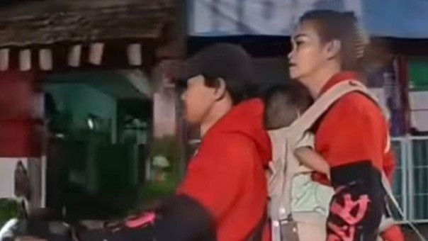 Polisi Tak Tahan Pasutri Bawa Bayi sambil Merokok lalu Aniaya Pemotor di Jakarta