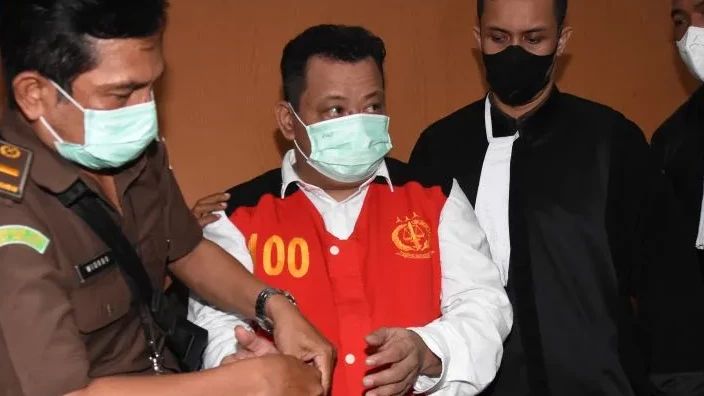 Momen Kuat Ma'ruf Tantang Hakim di Persidangan, Pengunjung Sampai Tepuk Tangan