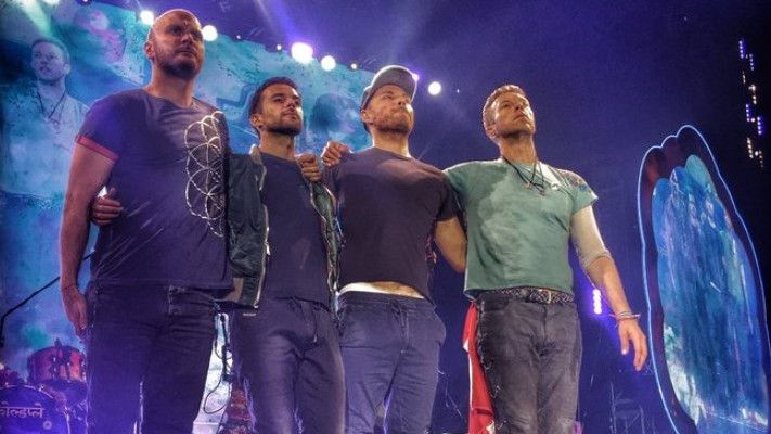 Menentukan Posisi Terbaik Nonton Konser Coldplay di GBK Jakarta