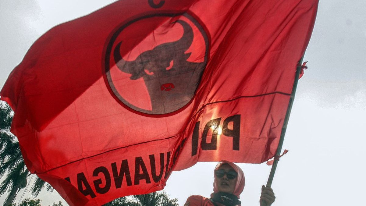 PDIP Walk Out dalam Rapat Paripurna DPRD Jabar, Minta Dedi Urus APBD Sendiri