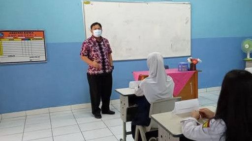 Dinas Pendidikan Kota Tangerang Ancam Tutup Sekolah yang Buka Kantin Saat PTM
