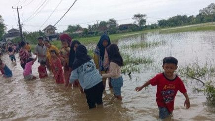 Puluhan Rumah di Kabupaten Tangerang Terendam Banjir Dampak Tanggul Kali Cidurian Jebol