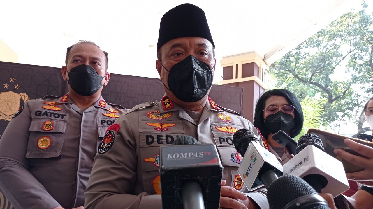 Heboh Uang Rp900 Miliar dalam Rumah Ferdy Sambo, Polri: Hoaks, Itu Uang Palsu di Amerika