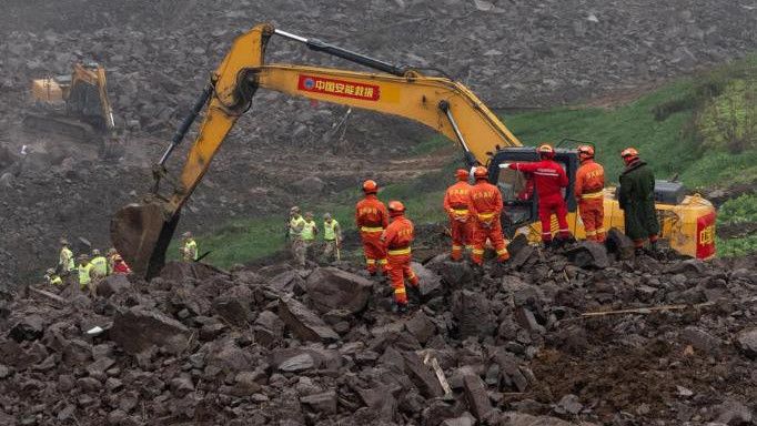 Tim Penyelamat Kesulitan Cari Korban Longsor, Pemerintah China Langsung Kerahkan Alat Canggih