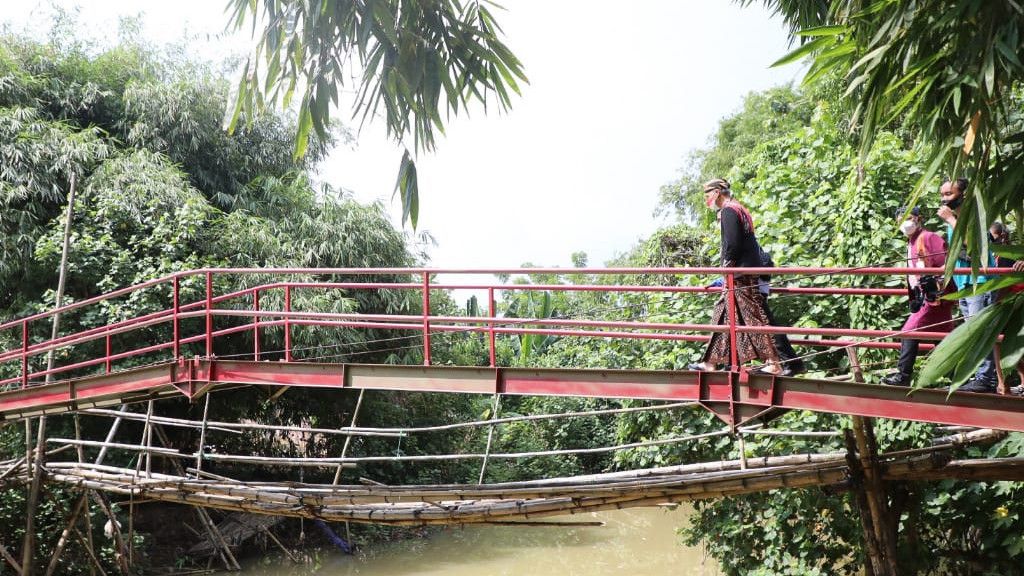Viral Crazy Rich Jepara Bangun Jembatan Rp3,7 M dengan Uang Pribadi, Ganjar Pranowo: Yang Penting Ikhlas