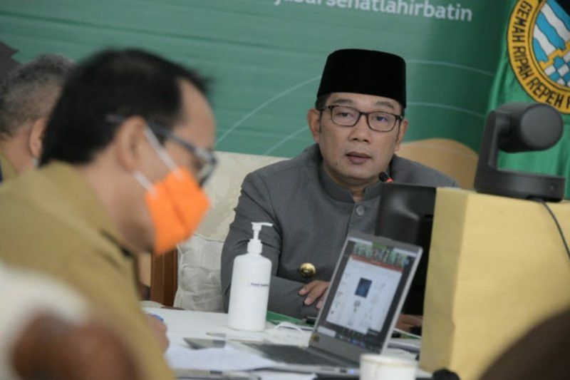 Strategi Ridwan Kamil Antisipasi Lonjakan Kasus COVID-19 Jelang Tahun Baru