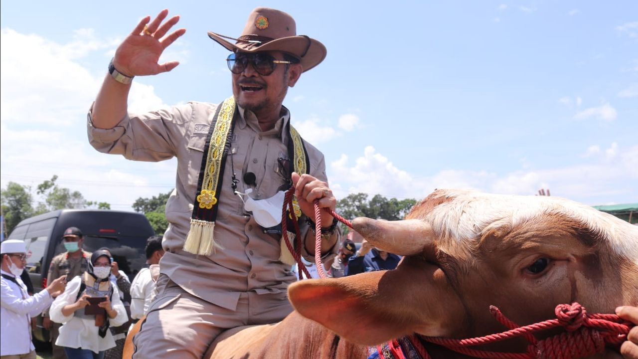 Depan Ganjar Pranowo, Jokowi Suruh Syahrul Yasin Limpo Tangkal Tengkulak yang Rugikan Petani