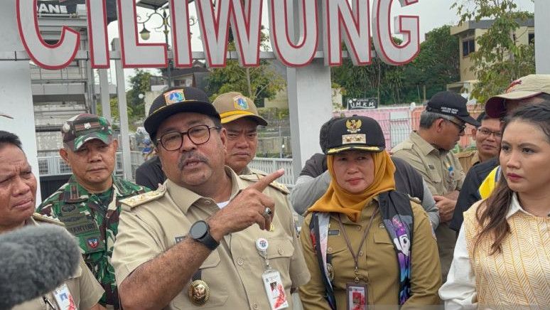 Wagub DKI Rano Karno Ajak Warga yang Tinggal di Rawan Banjir Pindah ke Rusun