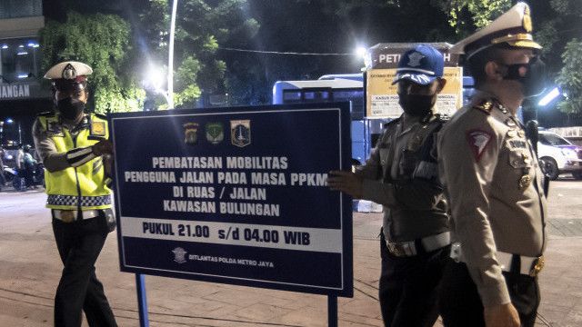 PPKM Jawa-Bali Diperpanjang Hingga 7 Maret, Tujuh Daerah Berstatus Level 4