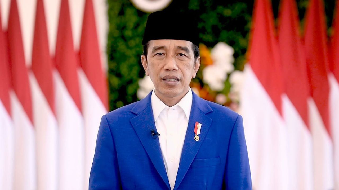 Jokowi Bawa Kabar Gembira di Hari Pertama Puasa: COVID-19 Melandai, Salat Wajib dan Salat Tarawih Berjemaah Boleh di Masjid