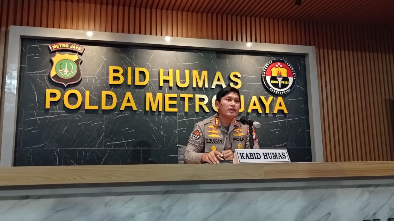 Viral Temuan Timbunan Beras Bansos di Depok, Polisi Panggil Kemensos-JNE