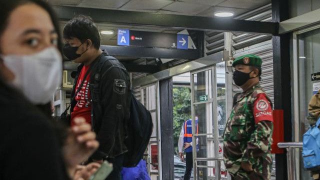 TransJakarta Buka Kelonggaran Aturan, Izinkan Buka Puasa di Bus tapi Hanya 10 Menit