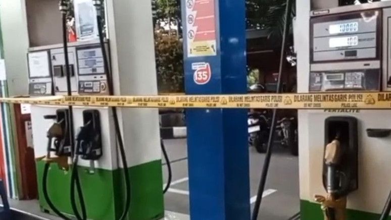 Sejumlah Motor Mogok Usai Isi Pertalite Campur Solar di SPBU Meruya Utara Jakbar