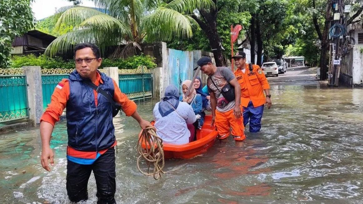 39 Ruas Jalan dan 5 RT di Jakarta Terendam Banjir Siang Ini