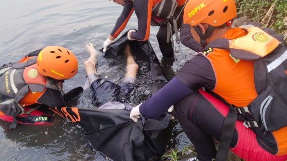 Tubuh Pria Diduga Bunuh Diri di Banjir Kanal Barat Ditemukan Tewas