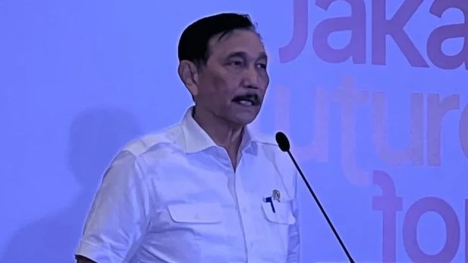 Menko Luhut Sebut Layanan Internet Starlink akan Diluncurkan Pertengahan Mei di Indonesia