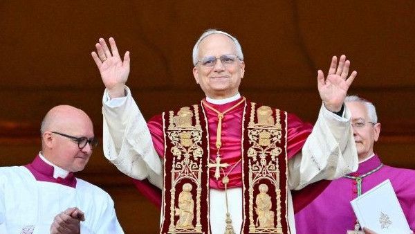 Habemus Papam! Robert Francis Prevost Resmi Jadi Paus Baru