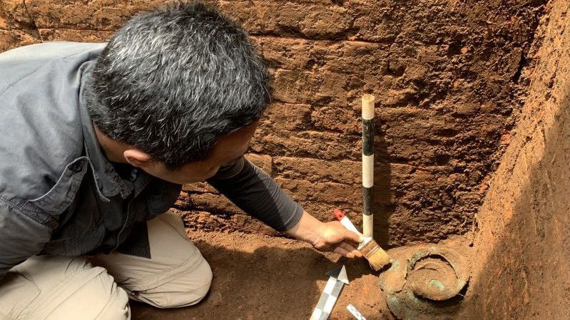 Ekskavasi Situs Srigading Malang, Arkeolog Temukan Bokor Terbuat dari Emas