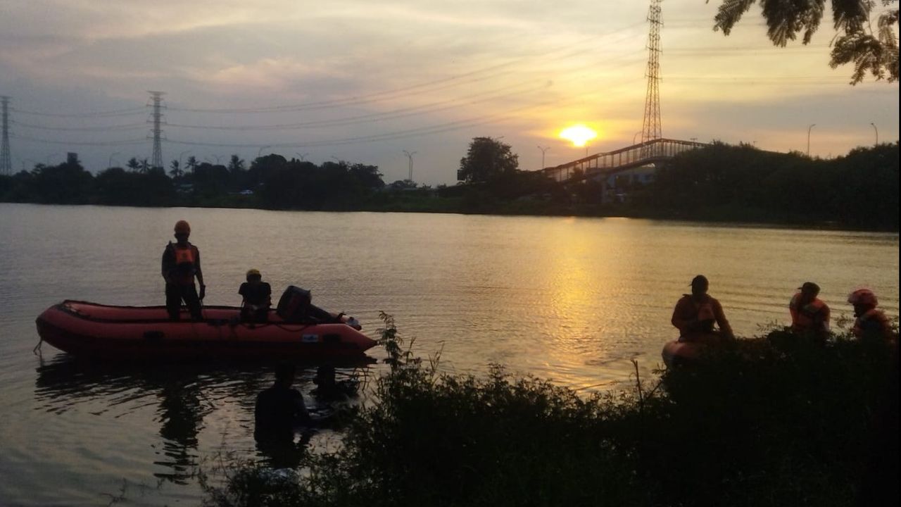 Dua Remaja Tenggelam di Karang Tengah Tangerang Usai Main Tarik-tarikan di Pinggir Danau Puri II