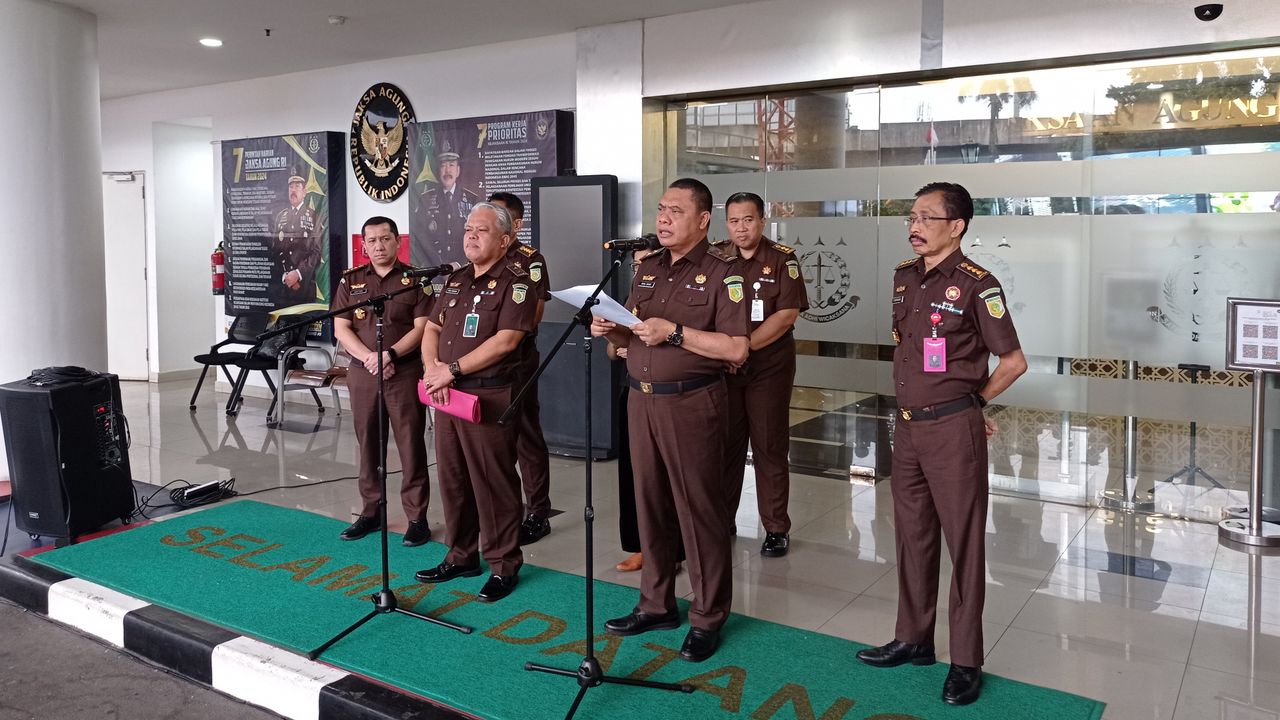 Kejagung Tetapkan 9 Pengusaha Jadi Tersangka Kasus Impor Gula