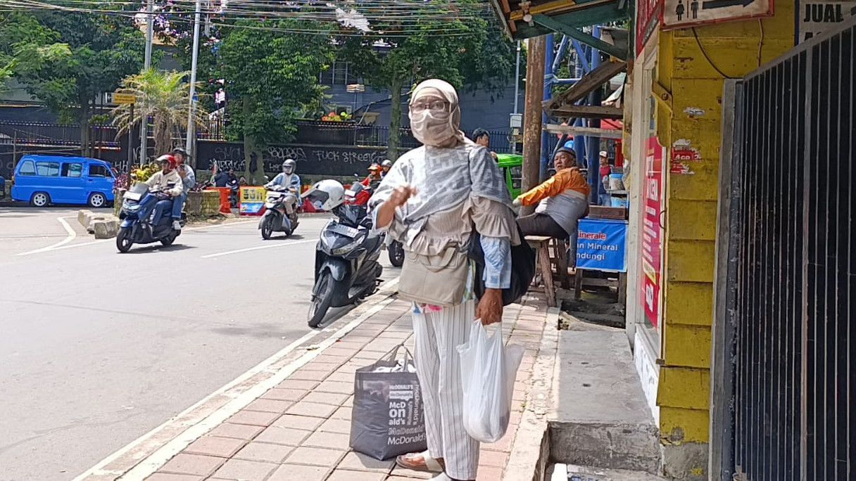 Pengemis Viral dari Sukabumi yang Suka Ngamuk Kini Resahkan Warga Bogor