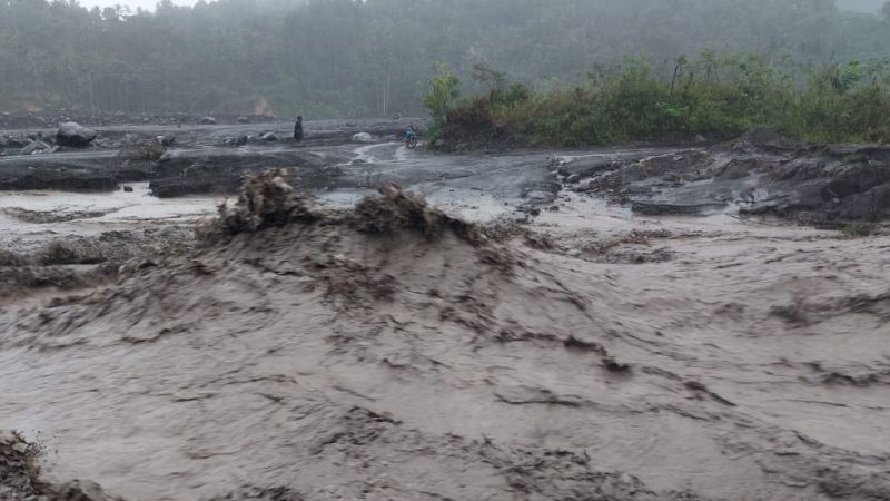 Update Banjir Lahar Dingin Semeru, Petugas Catat Ada Empat Getaran dalam 5-6 Jam