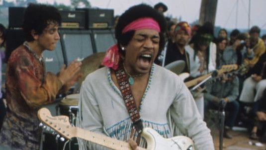 Jimi Hendrix 'Bercinta' di Festival Musik Woodstock 1969