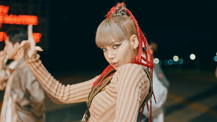 Heboh Soal Perampasan Budaya, Lisa BLACKPINK: Saya Tidak Tahu, Sangat Menyesal