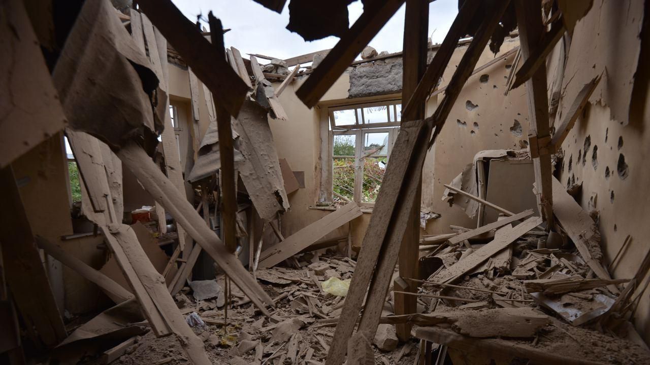 Kerusakan rumah di Armenia