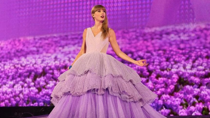 Dikerjakan Lebih dari 40 Orang, Perancang Kostum The Eras Tour Taylor Swift: Saya Tak Tahu Kapan Dipakai