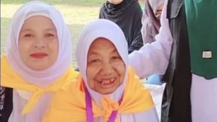 Kisah Nenek Penyapu Jalan di Ternate Nabung 17 Tahun buat Naik Haji