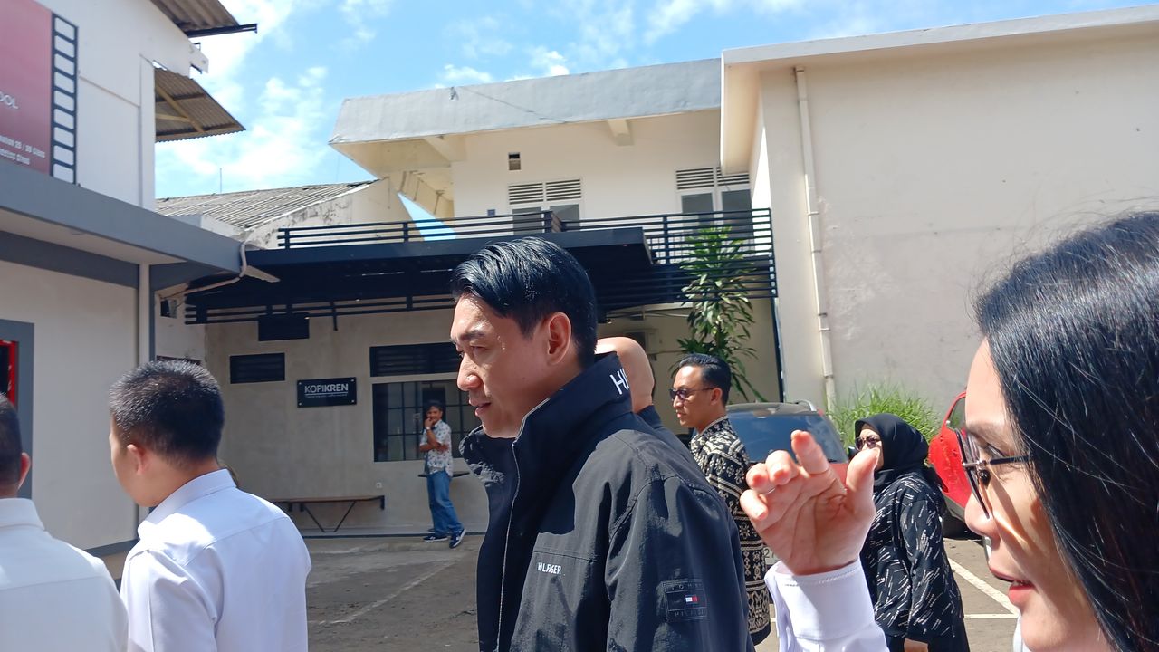 Santai Jawab Cibiran Jadi Dirut PFN, Ifan Seventeen: Mereka Tidak Tahu Saya Punya PH