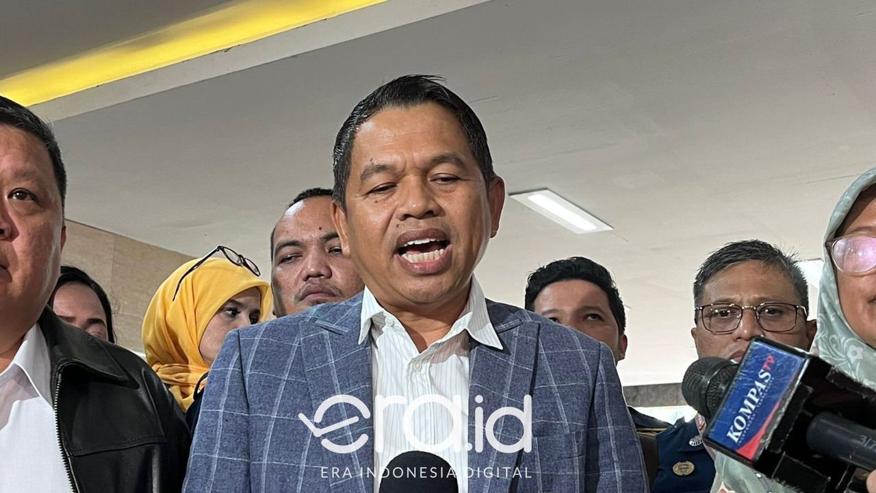 Dedi Mulyadi Bersama Keluarga Terpidana Kasus Vina Cirebon Laporkan Aep dan Dede ke Bareskrim