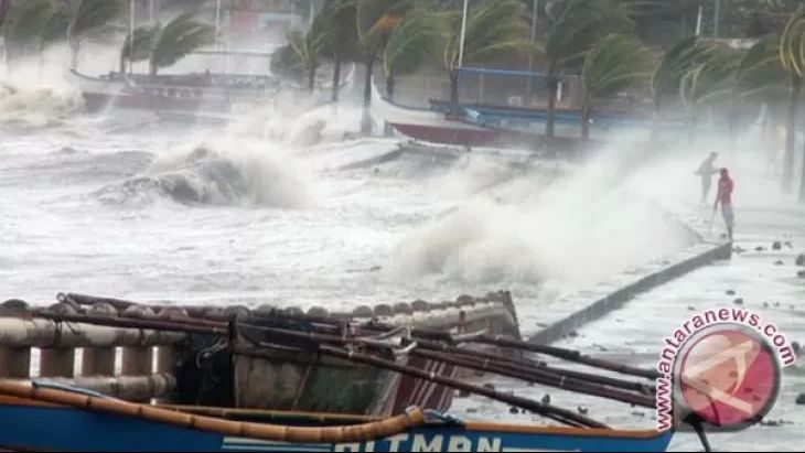 Antisipasi Badai Dahsyat pada 28 Desember, PJ Gubernur DKI Minta Perusahaan WFH