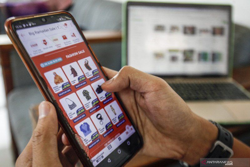 Pemerintah Targetkan Seluruh Desa di Indonesia Terkoneksi Internet Sebelum 2024