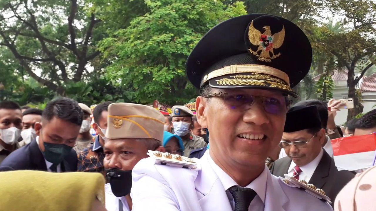 Heru Budi Hartono Tiba di Balai Kota, ASN Pemprov DKI Jakarta Sambut Meriah: Pak Heru Pulang