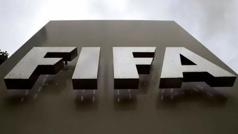 Dianggap Lakukan Ancaman Dan Eksploitasi Terhadap Pemain, FIFA Sanksi Bos Persikabo