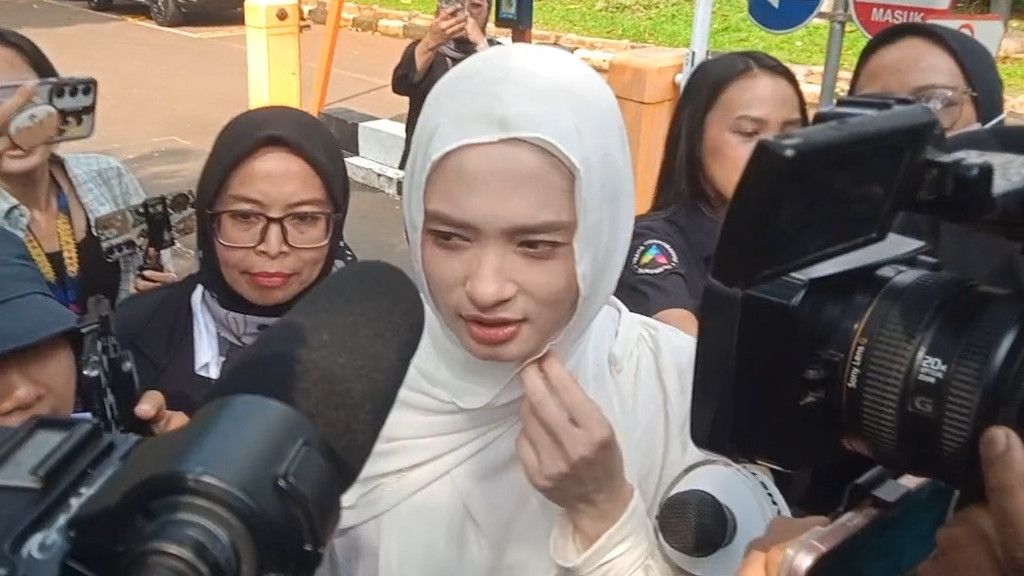 Bantah Zina dengan Insanul Fahmi, Inara Rusli Akui Sudah Nikah Siri Tanpa Bukti dan Saksi