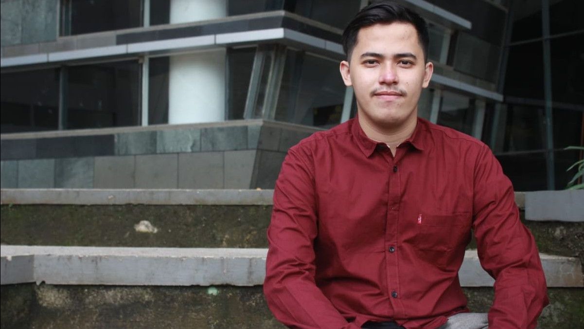 Soal Ketua BEM UI, Netizen Kenang Mahasiswa yang Lupa Ingatan Usai Masuk istana
