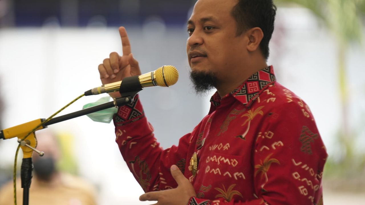 Gubernur Sulsel Sudirman Beri Santunan ke Ahli Waris Korban KKB Papua
